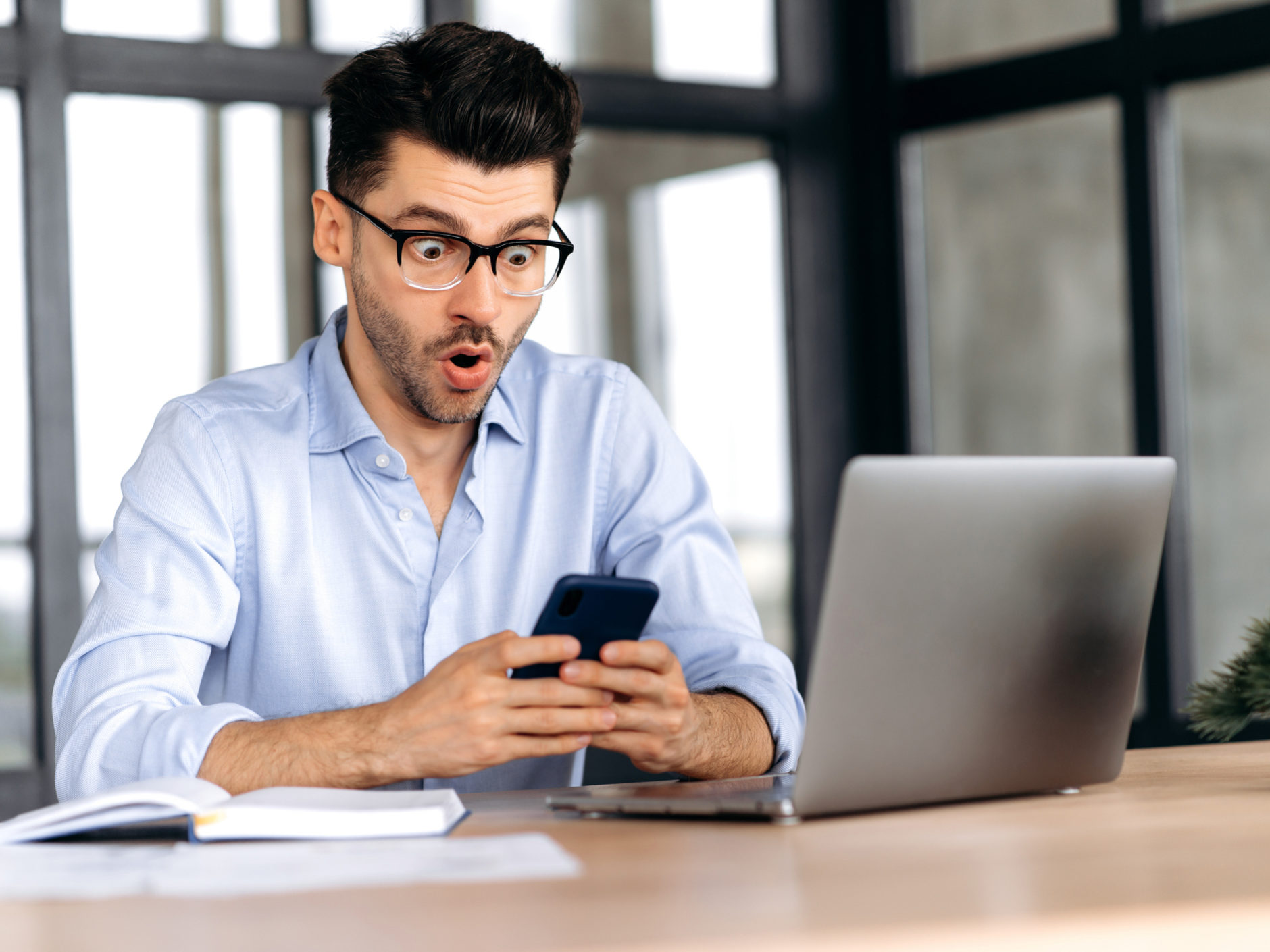 Instant Messaging Privacy Issues: How to Maintain Privacy and Productivity Instant Messaging Privacy Issues: How to Maintain Privacy and Productivity