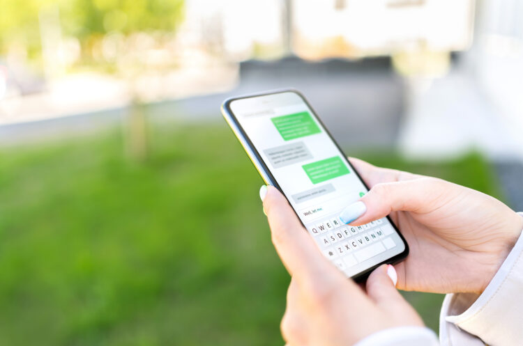SMS Messaging for Business: Texting Trends and Benefits of SMS Texts