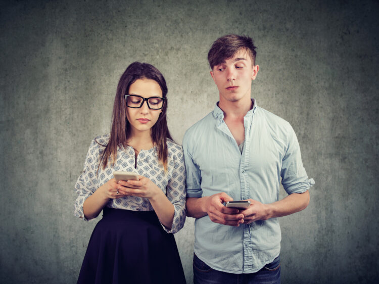 How Do Keyword Alerts Help Maintain Messaging App Privacy? How Do Keyword Alerts Help Maintain Messaging App Privacy?
