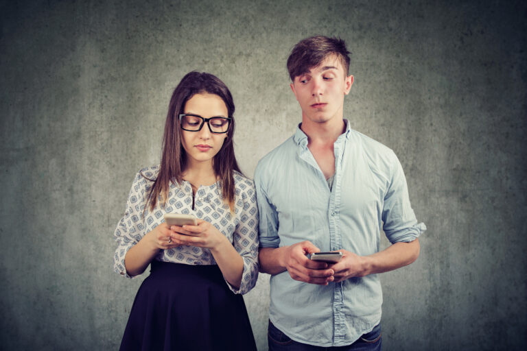 How Do Keyword Alerts Help Maintain Messaging App Privacy? How Do Keyword Alerts Help Maintain Messaging App Privacy?
