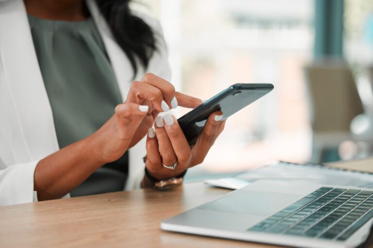 How Can Apps for SMS Messages Benefit Your Business? How Can Apps for SMS Messages Benefit Your Business?